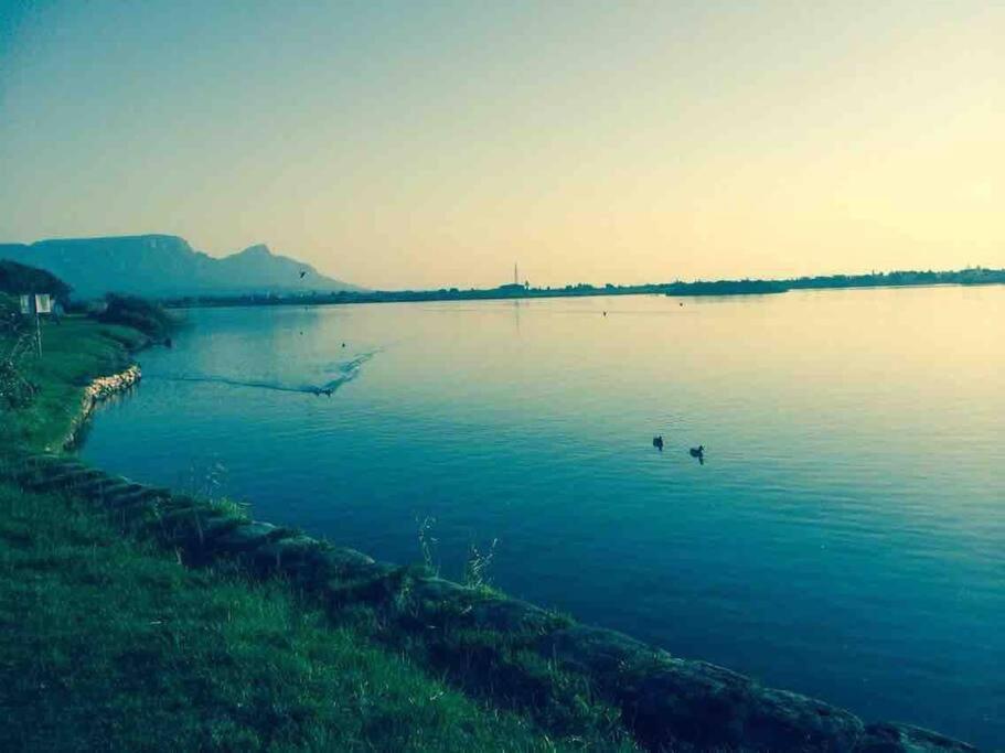 The Speckled Egg, 4 Promenade Rd, Lakeside, Cape Town Bagian luar foto